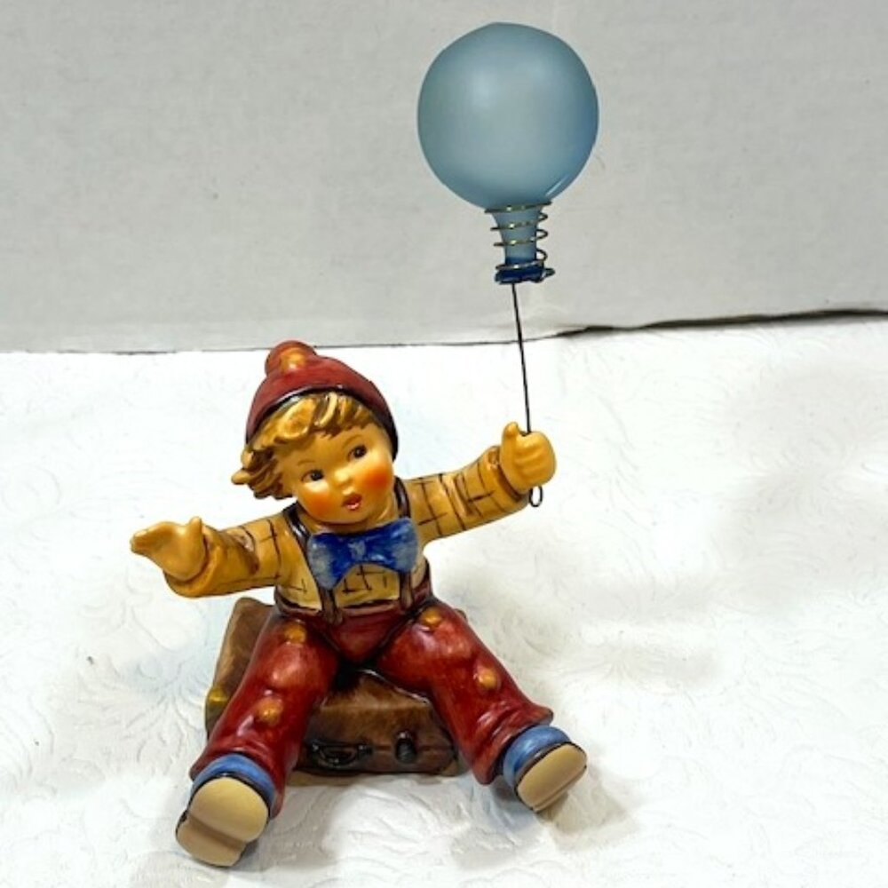 Goebel Hummel Clowning Around Series:Waiting Around Boy w/Balloon Figurine #1673